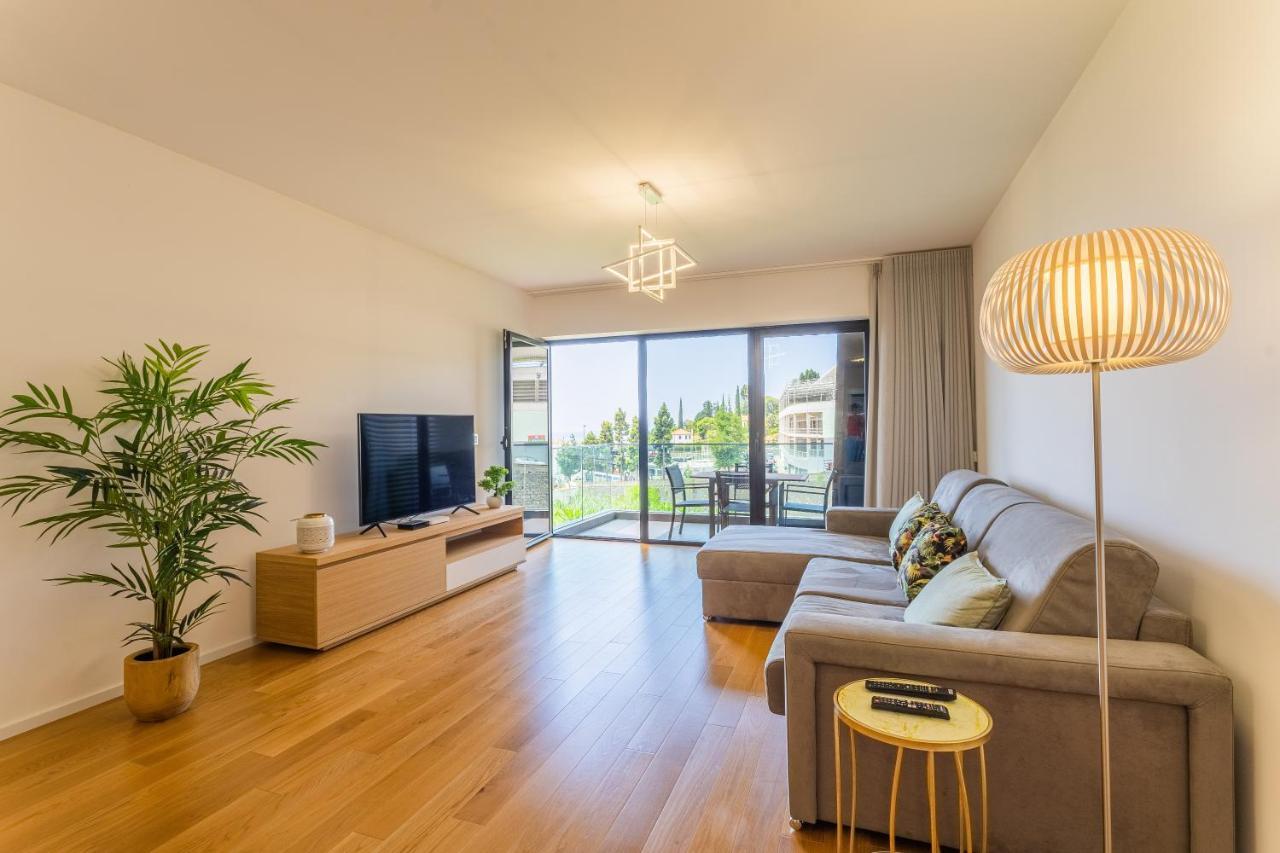 Flh Funchal Balcony Flat With Pool Lägenhet Exteriör bild